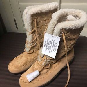 Coach boots size 9B for women